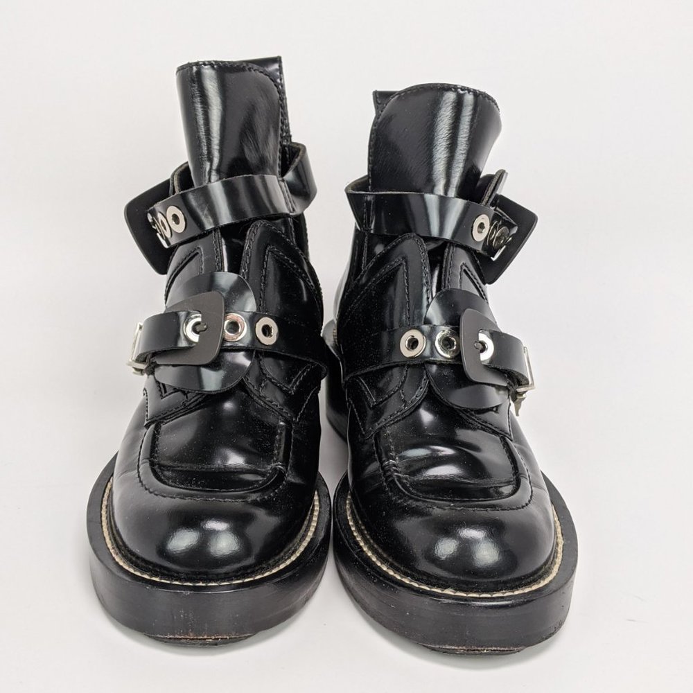 SOLDBalenciaga Ceinture Buckle Cut Out Ankle Boots - Picture 4 of 8